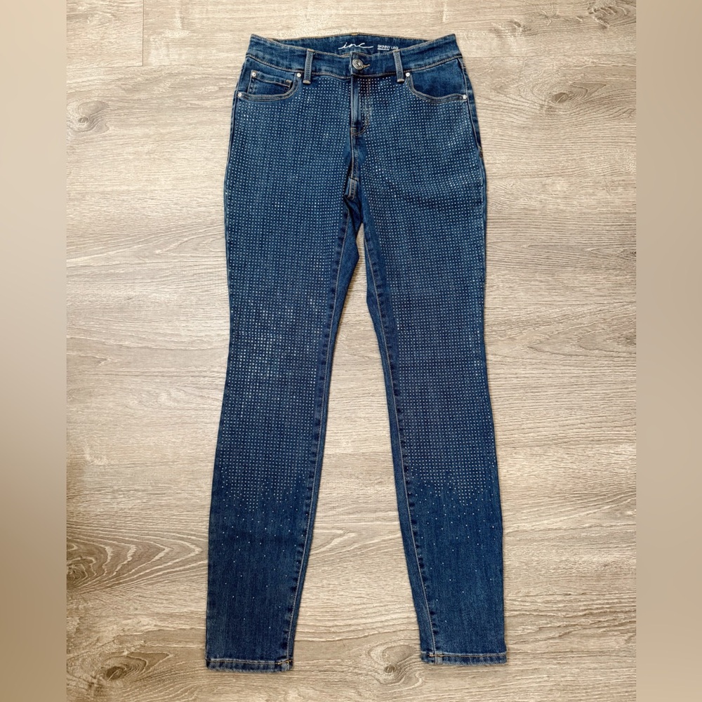 •INC INTERNATIONAL CONCEPTS• BLING SKINNY JEANS
